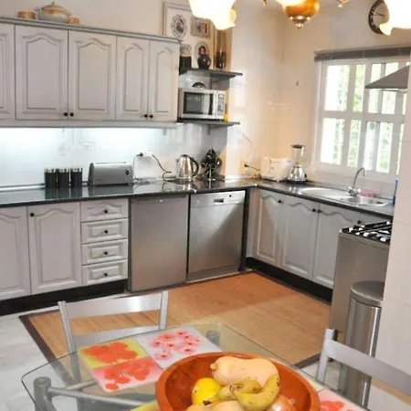 Villa Large 7 Bedroom In Sierrrezuela Heated Pool Malaga