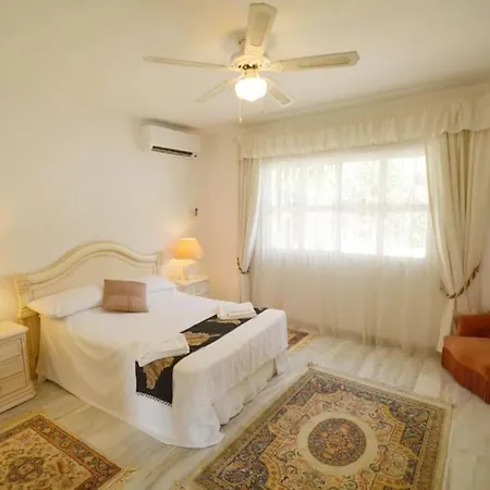 Large 7 Bedroom In Sierrrezuela Heated Pool Villa