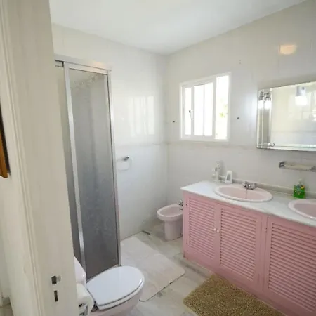 Large 7 Bedroom In Sierrrezuela Heated Pool * Malaga