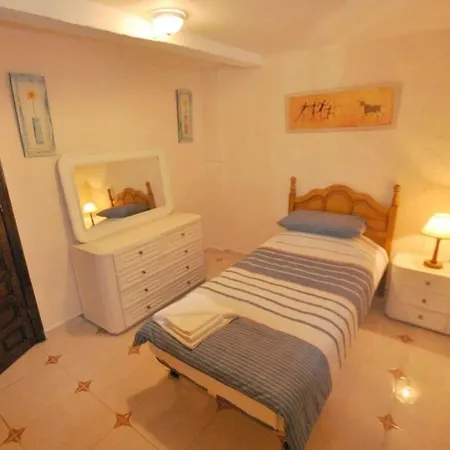 Villa Large 7 Bedroom In Sierrrezuela Heated Pool Malaga