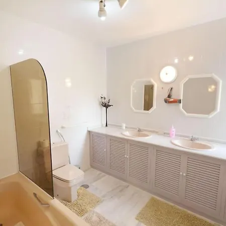 Large 7 Bedroom In Sierrrezuela Heated Pool
